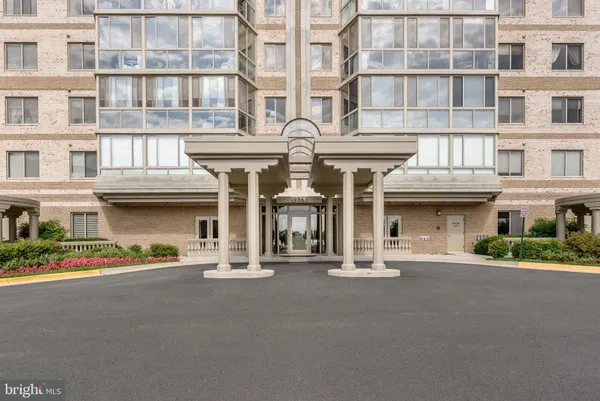 $515,000 | 19365 Cypress Ridge Terrace, Unit 1115, Leesburg, VA 20176