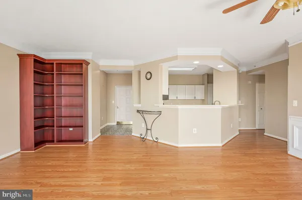 $515,000 | 19365 Cypress Ridge Terrace, Unit 1115, Leesburg, VA 20176
