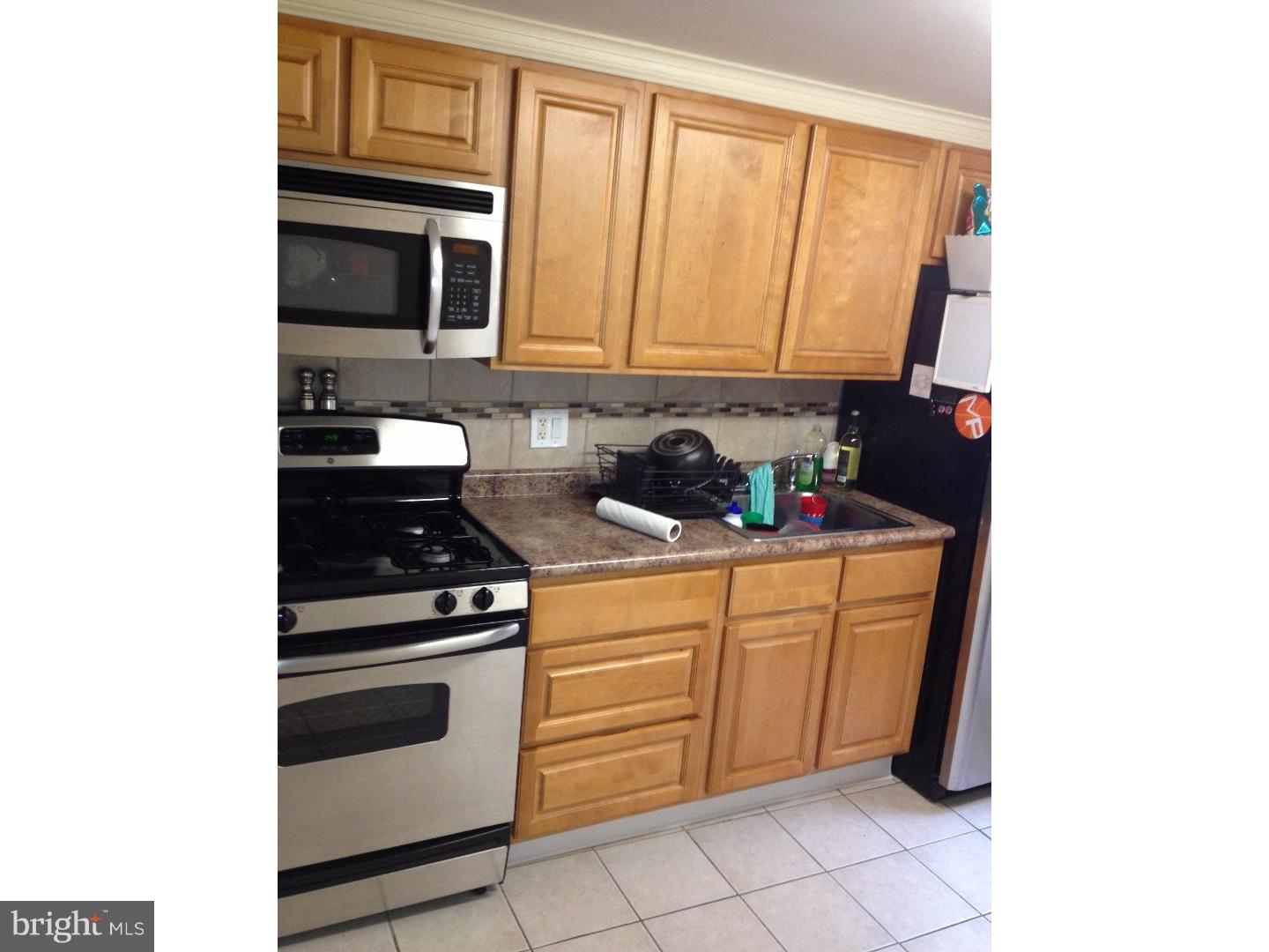 333 Tree Street Philadelphia, PA 19148 - Photo 4 of 15 Kitchen