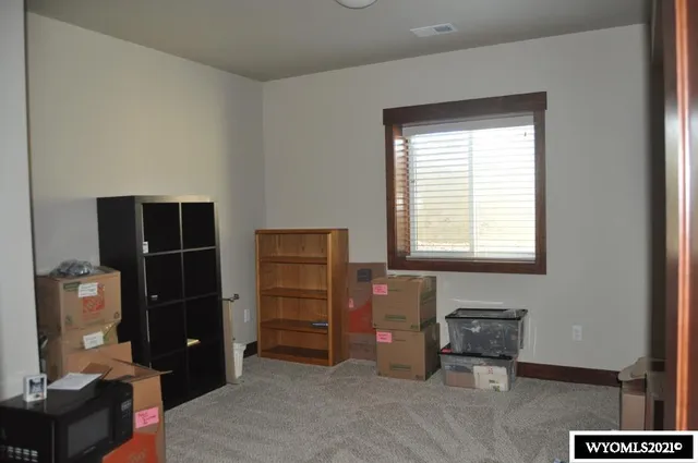 $500,000 | 5212 Henning Loop, Casper, WY 82609