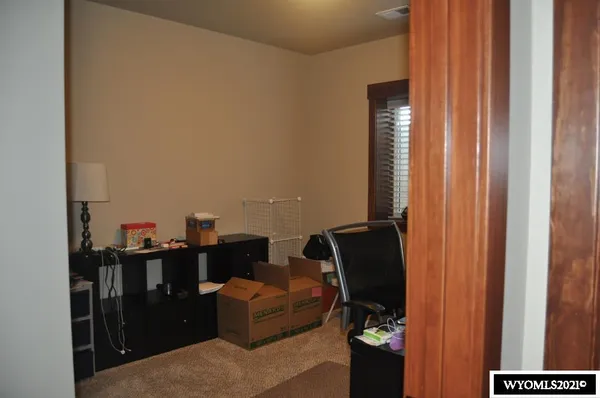 $500,000 | 5212 Henning Loop, Casper, WY 82609
