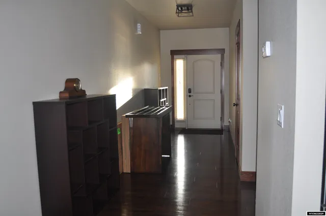 $500,000 | 5212 Henning Loop, Casper, WY 82609