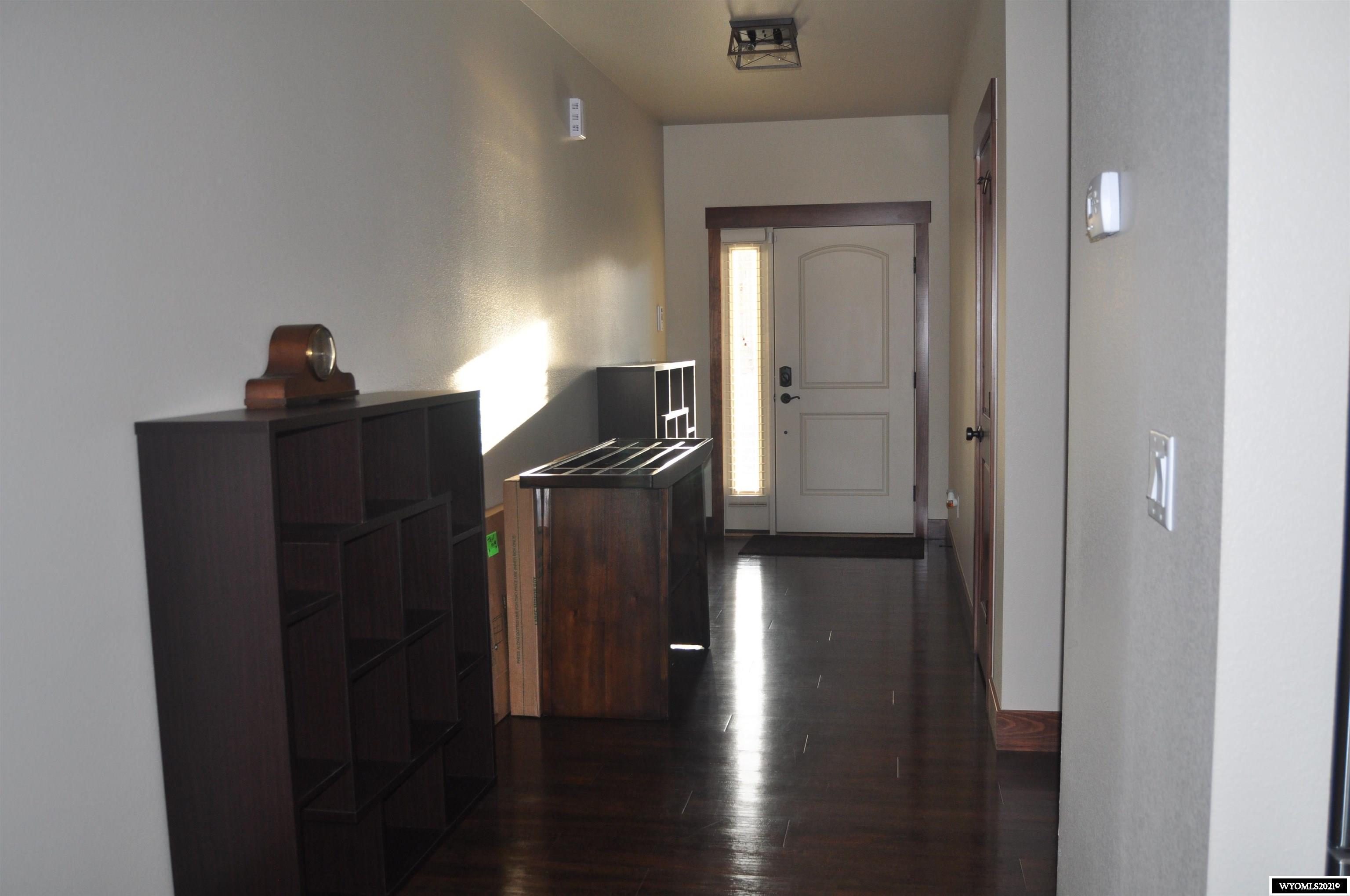 5212 Henning Loop Casper, WY 82609 - Photo 6 of 25