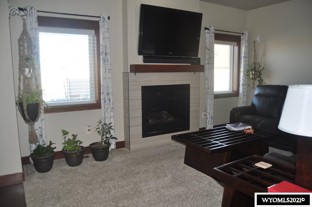5212 Henning Loop Casper, WY 82609 - Photo 8 of 25