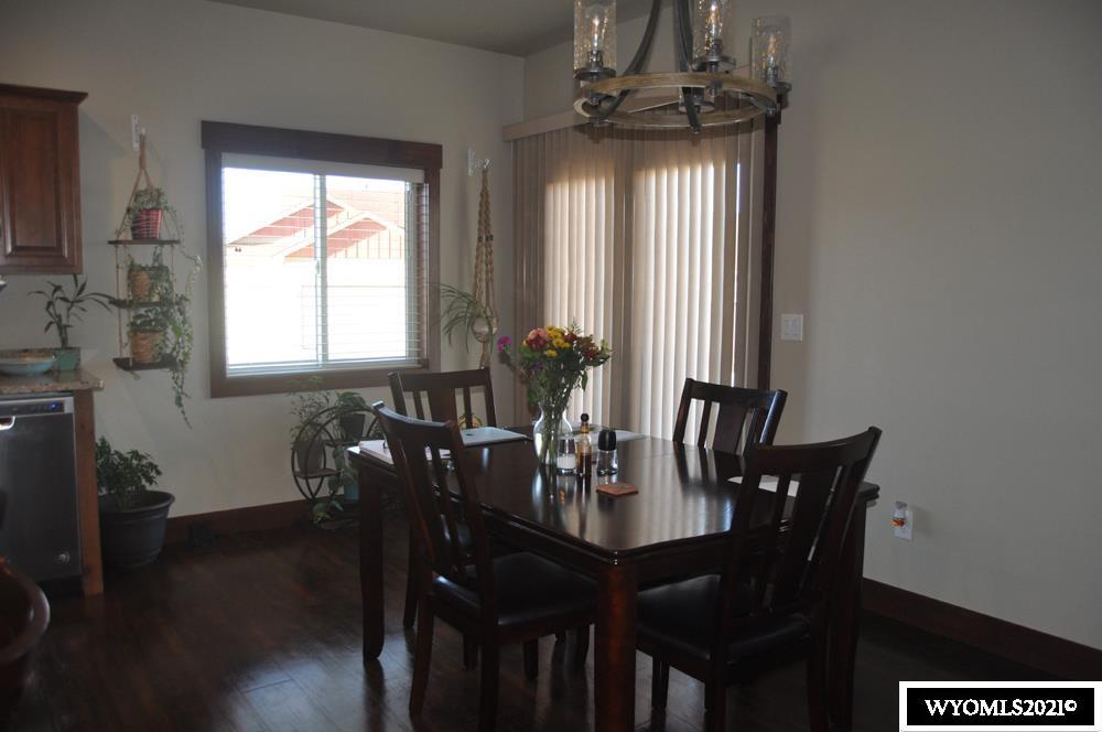 5212 Henning Loop Casper, WY 82609 - Photo 10 of 25
