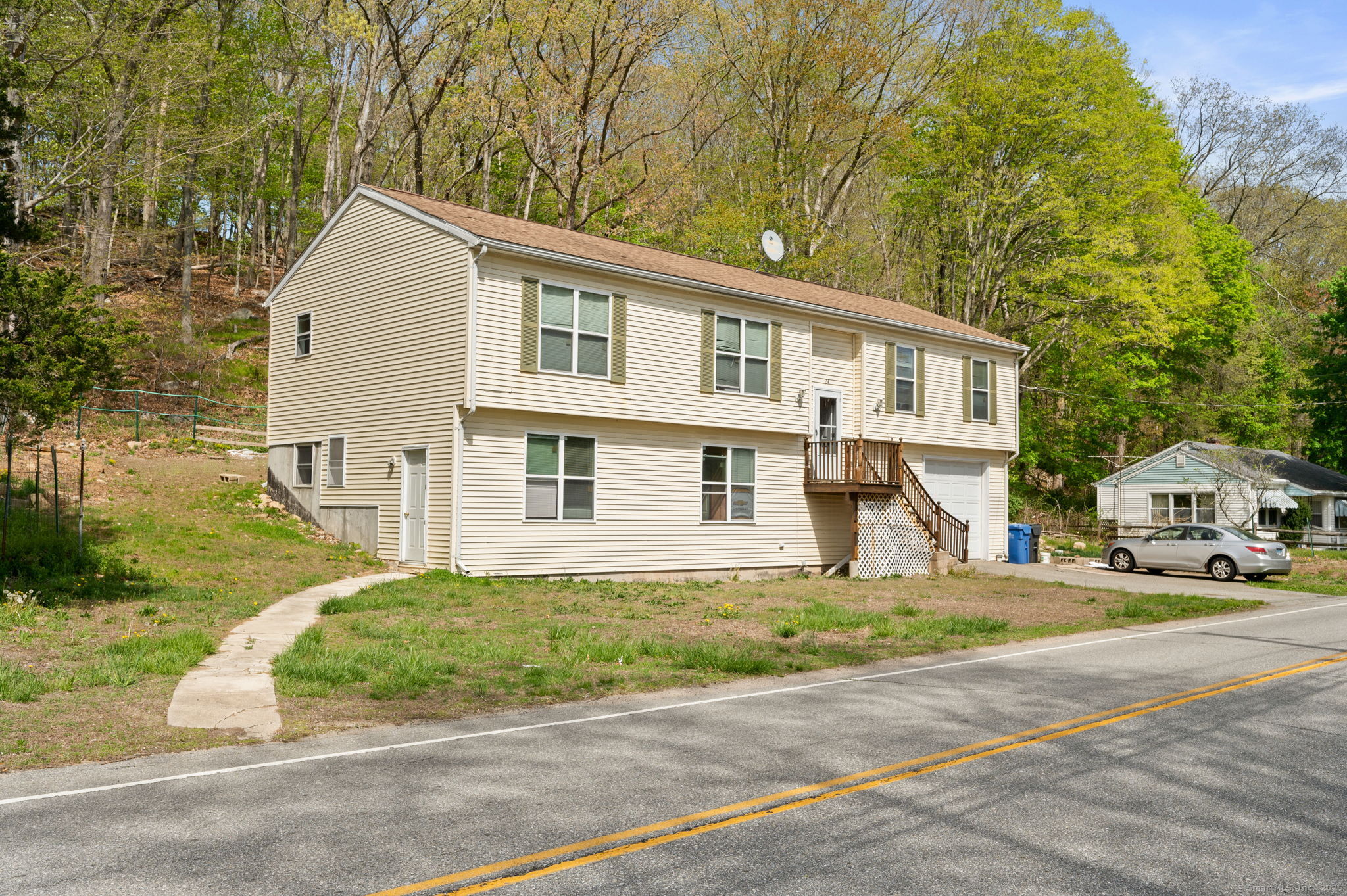 24 Fort Shantok Road Montville, CT 06382 - Photo 1 of 1 Gallery Image 1