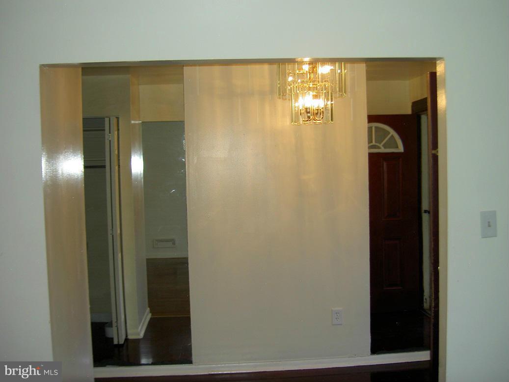 4510 Maryknoll Road Baltimore, MD 21208 - Photo 11 of 30 a bathroom with a shower