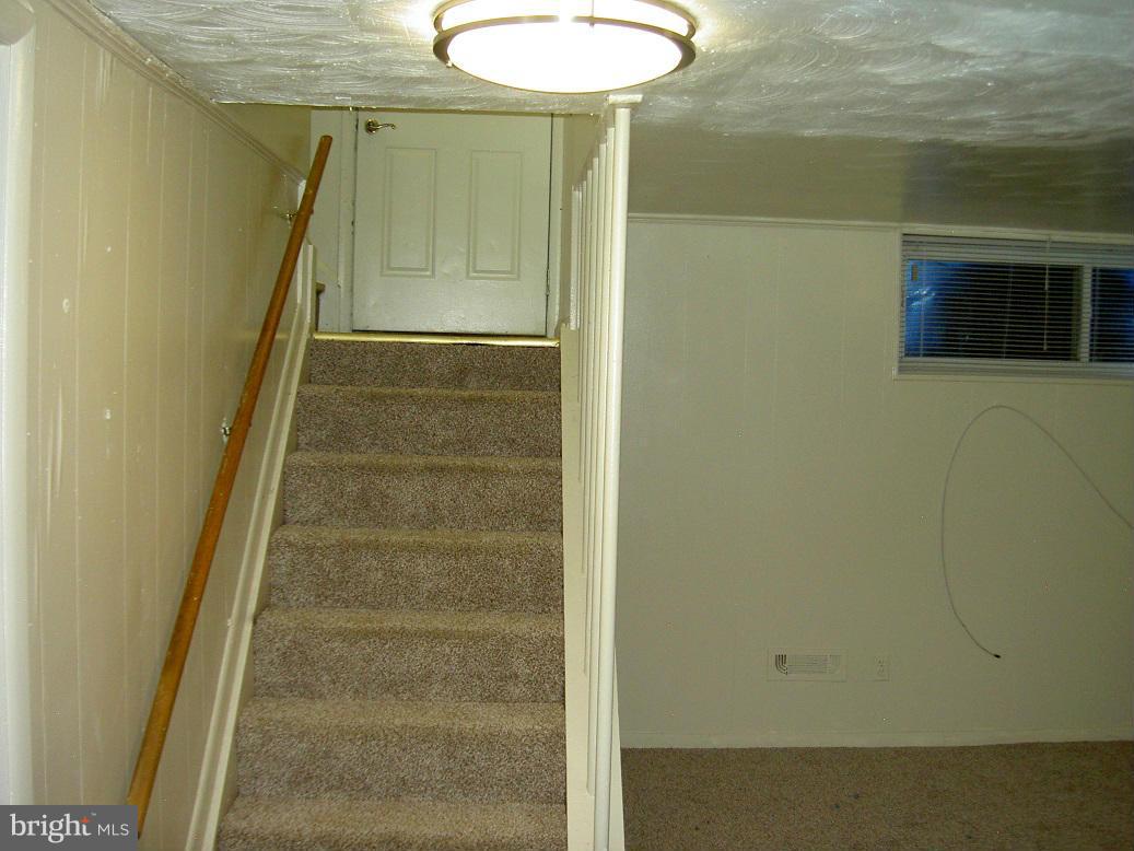 4510 Maryknoll Road Baltimore, MD 21208 - Photo 21 of 30 a view of entryway