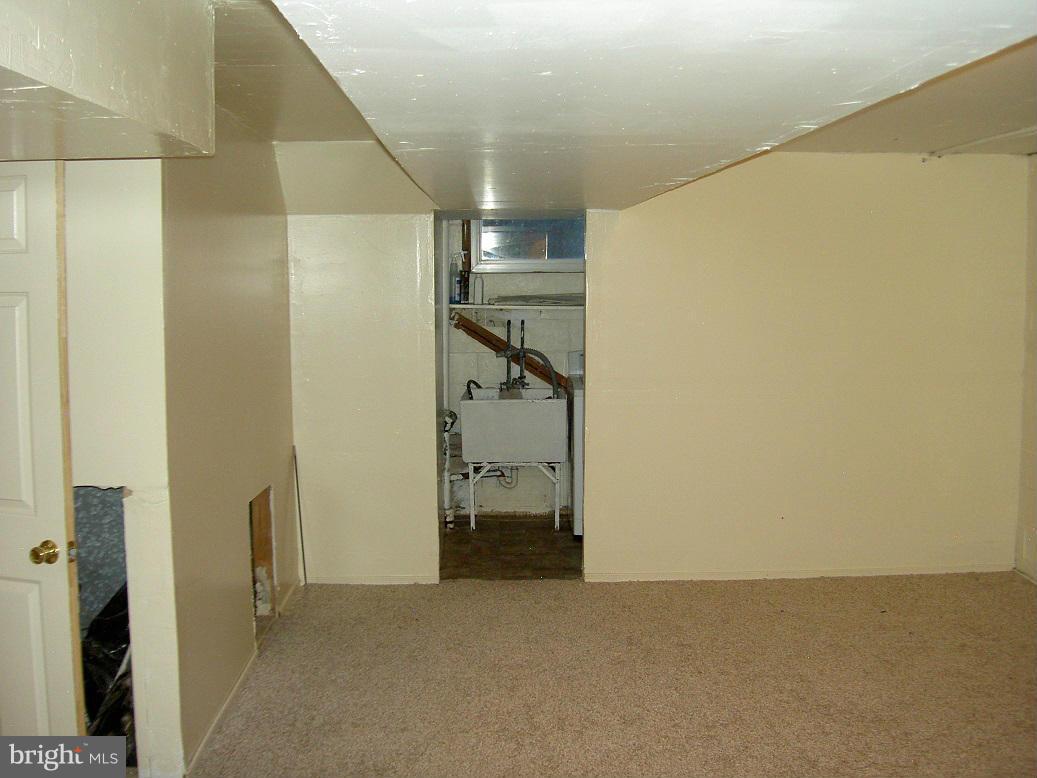 4510 Maryknoll Road Baltimore, MD 21208 - Photo 25 of 30 a view of empty room