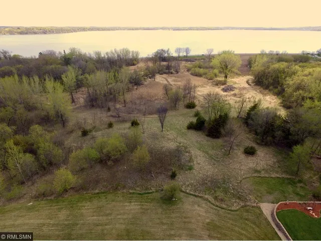 $320,000 | 609 Lake Boulevard Northwest, Buffalo, MN 55313