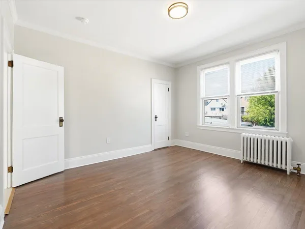 $2,650 | 73 Newman Avenue, Unit 4, Bayonne, NJ 07002