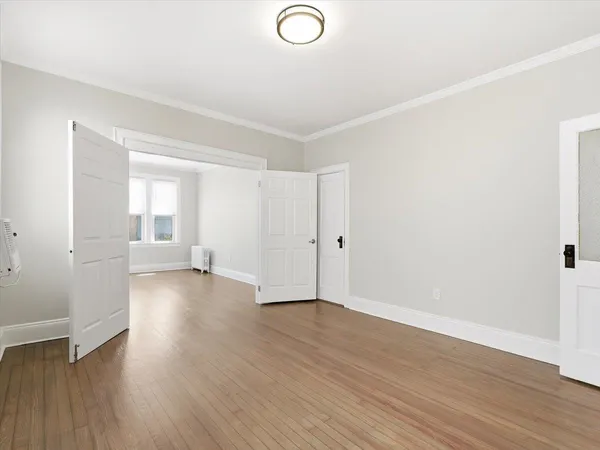 $2,650 | 73 Newman Avenue, Unit 4, Bayonne, NJ 07002