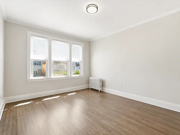 $2,650 | 73 Newman Avenue, Unit 4, Bayonne, NJ 07002
