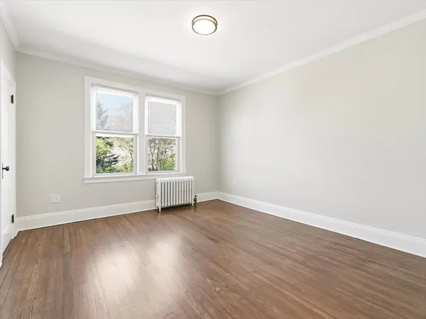 $2,650 | 73 Newman Avenue, Unit 4, Bayonne, NJ 07002