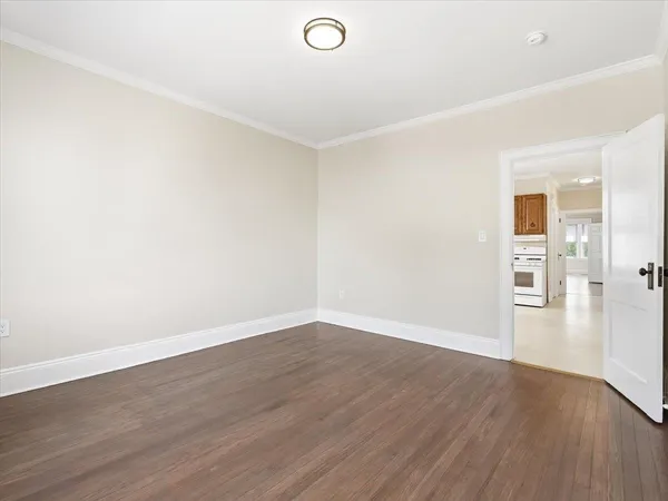 $2,650 | 73 Newman Avenue, Unit 4, Bayonne, NJ 07002