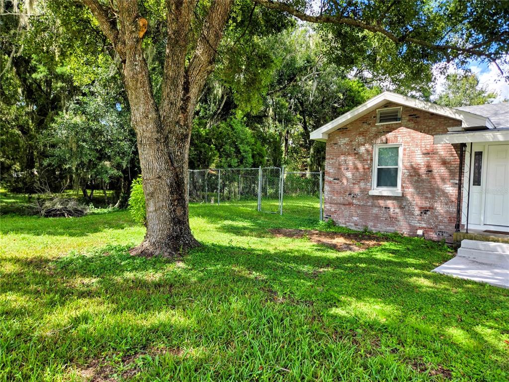 455 Marcum Road Lakeland, FL 33809 - Photo 2 of 19 Gallery Image 2