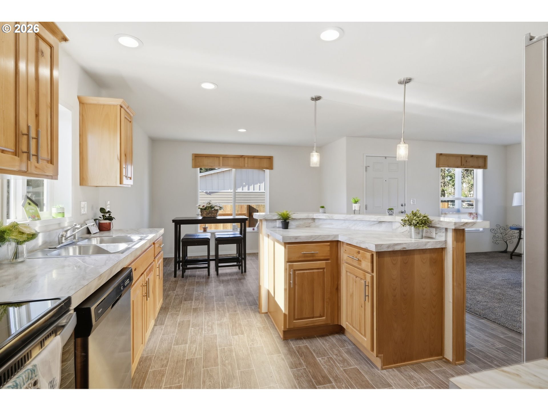 1423 31st Street Springfield, OR 97478 - Photo 11 of 35