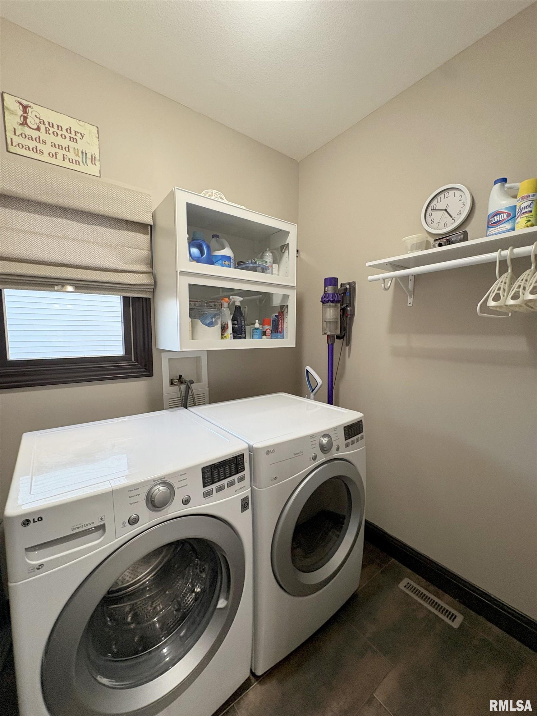 1441 Jadens Way Washington, IL 61571 - Photo 19 of 58