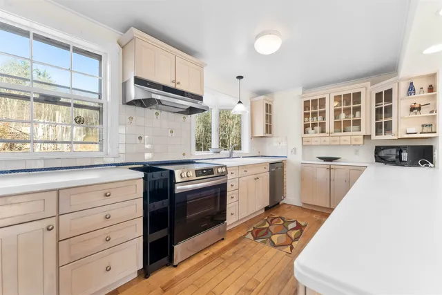 $875,000 | 42 Blackberry Lane, Jamaica, VT 05343