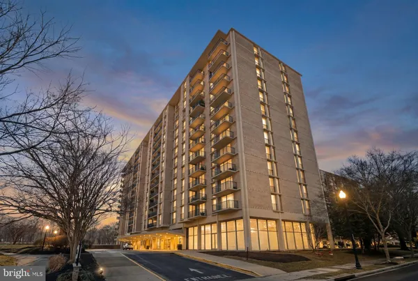 a view of a large building