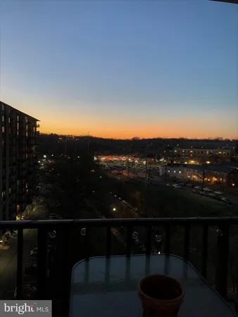 $269,900 | 4600 South Four Mile Run Drive, Unit 927, Arlington, VA 22204