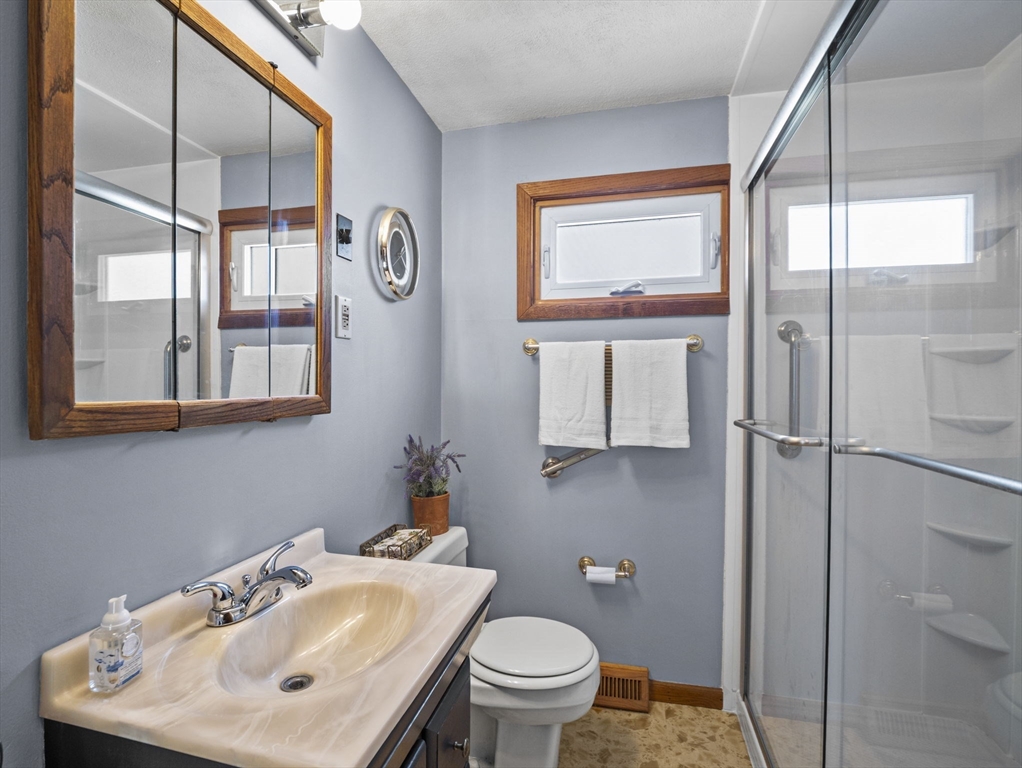 53 Forest Street Stoneham, MA 02180 - Photo 10 of 24 Gallery Image 10