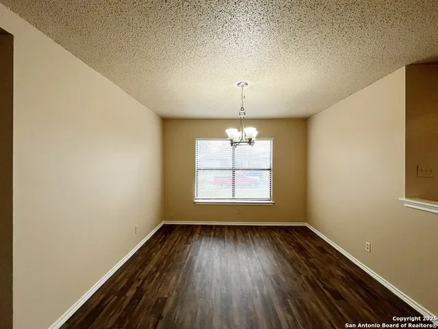 $1,425 | 6847 Canary Meadow Drive, Converse, TX 78109