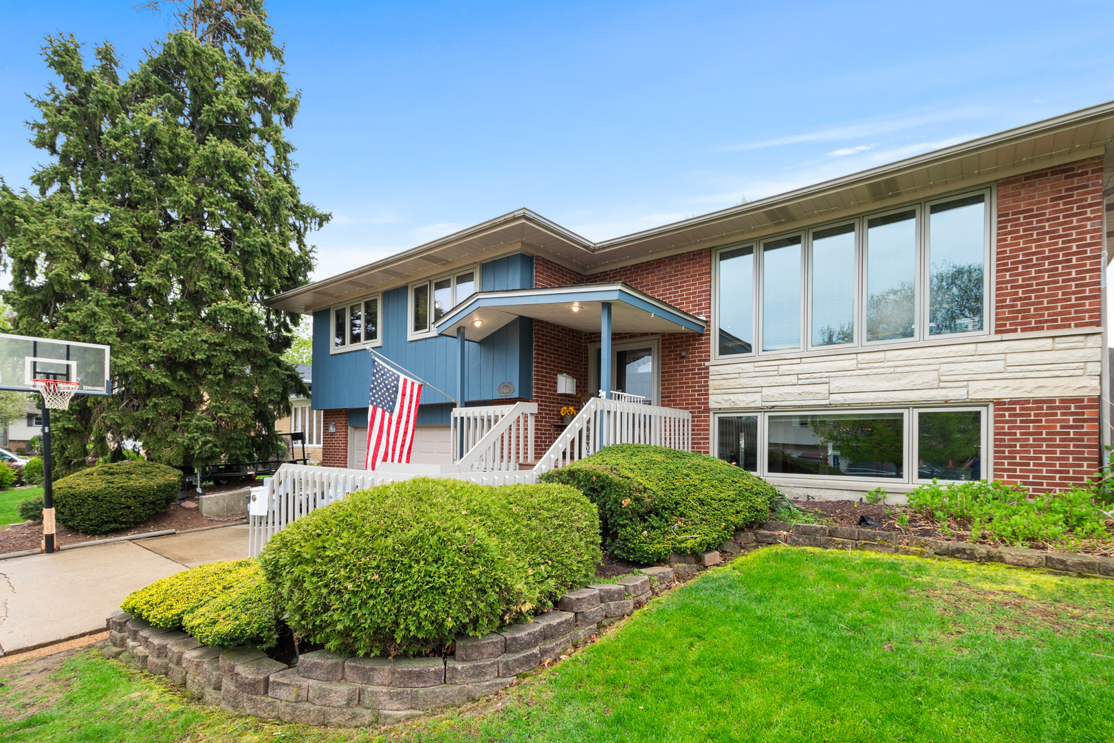 6404 Cedar Road Oak Forest, IL 60452 - Photo 2 of 25 Gallery Image 2