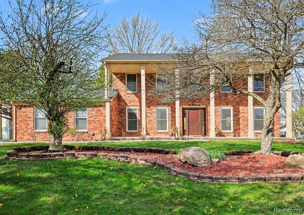 5040 Patrick Road West Bloomfield, MI 48322 - Photo 1 of 30 Gallery Image 1