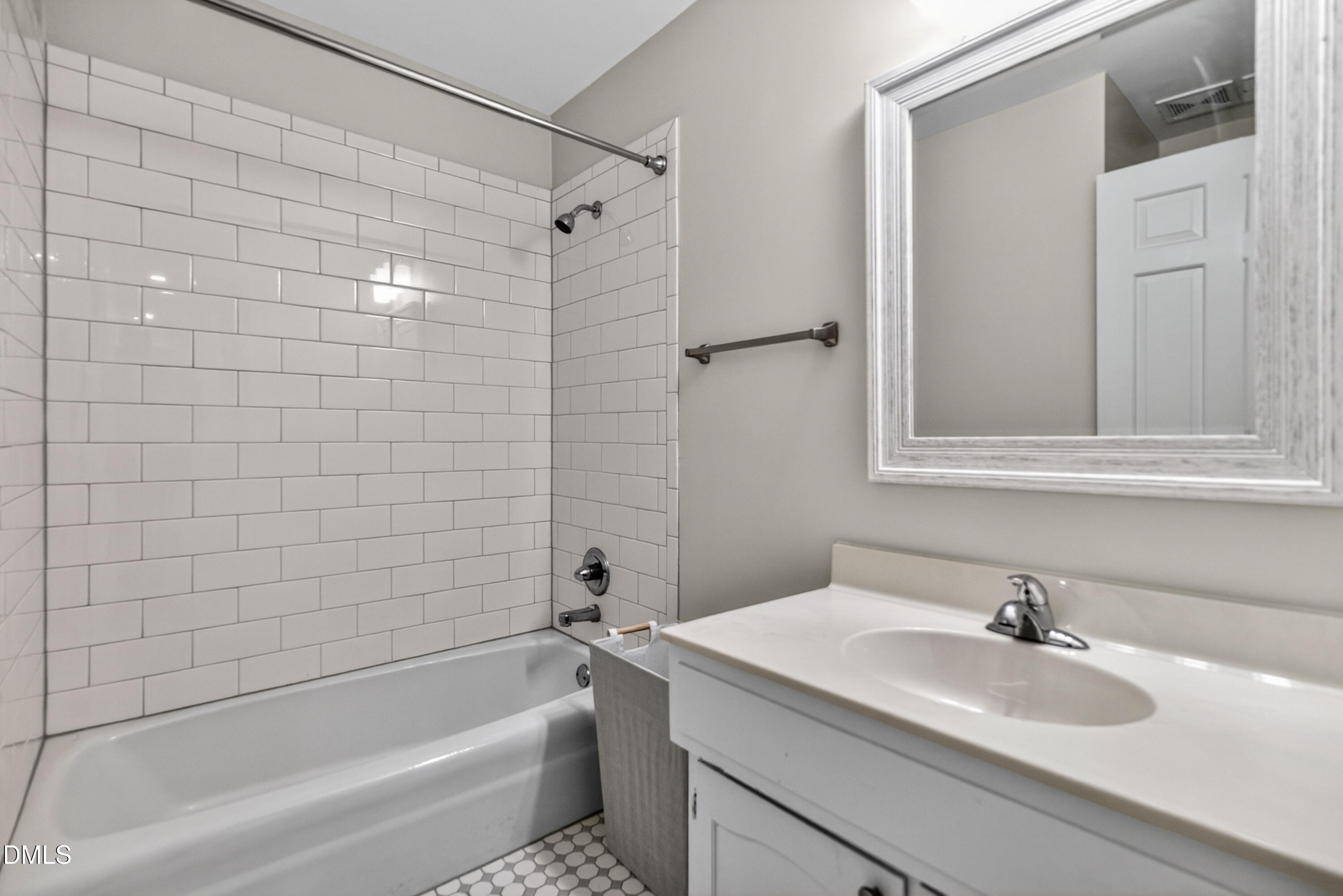 3128 Westbury Drive Raleigh, NC 27607 - Photo 19 of 23 virtual-tour-157428-photo-17787010854418