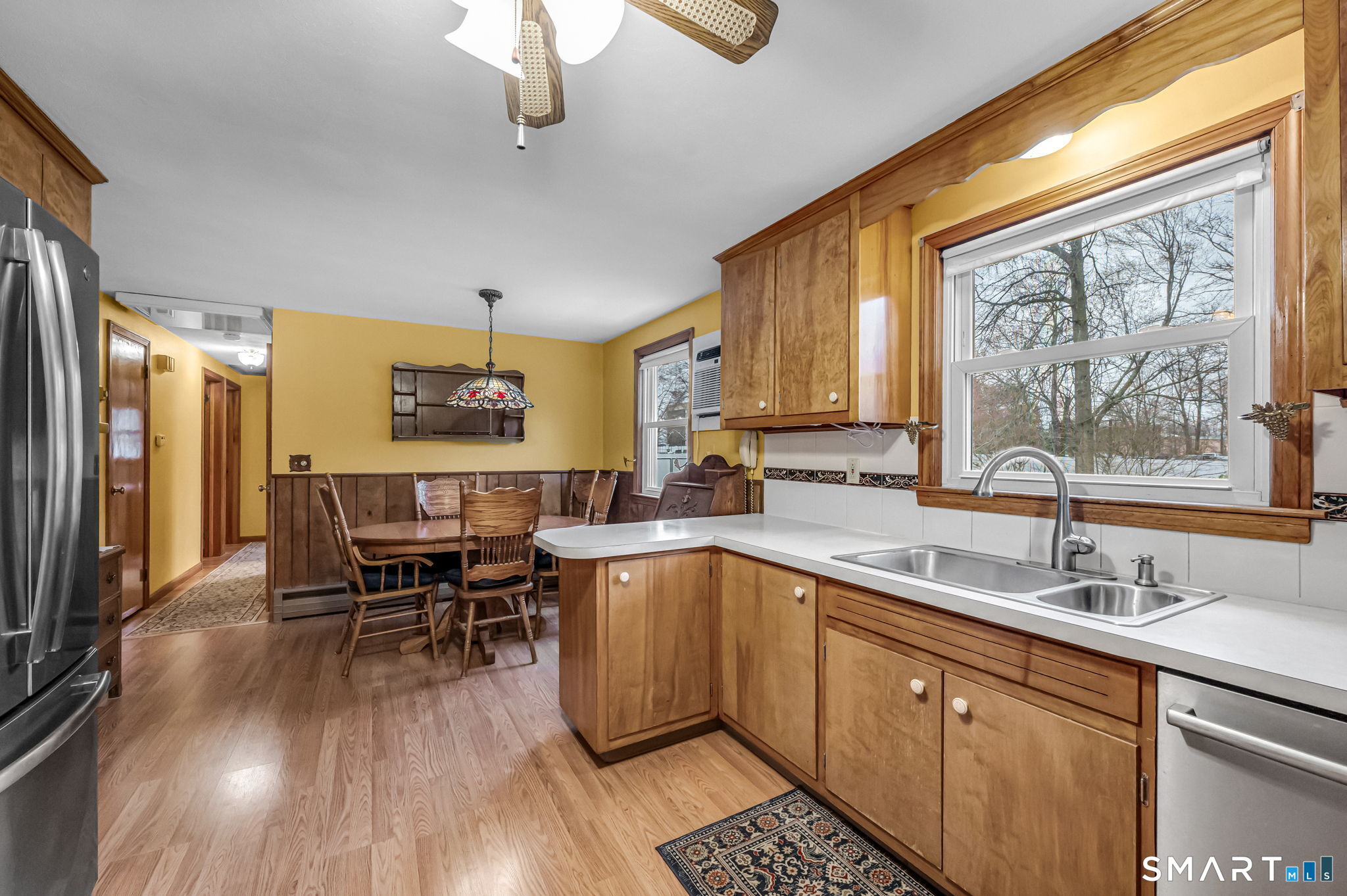 21 Riviera Drive Enfield, CT 06082 - Photo 12 of 33