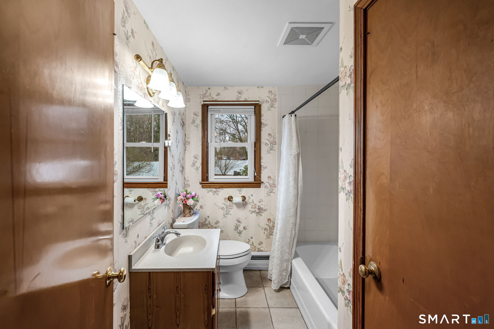 21 Riviera Drive Enfield, CT 06082 - Photo 30 of 33