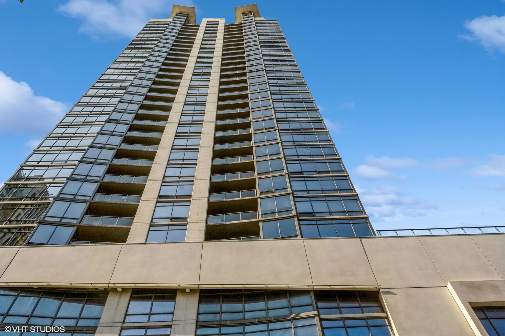 100 East 14th St Unit 709  