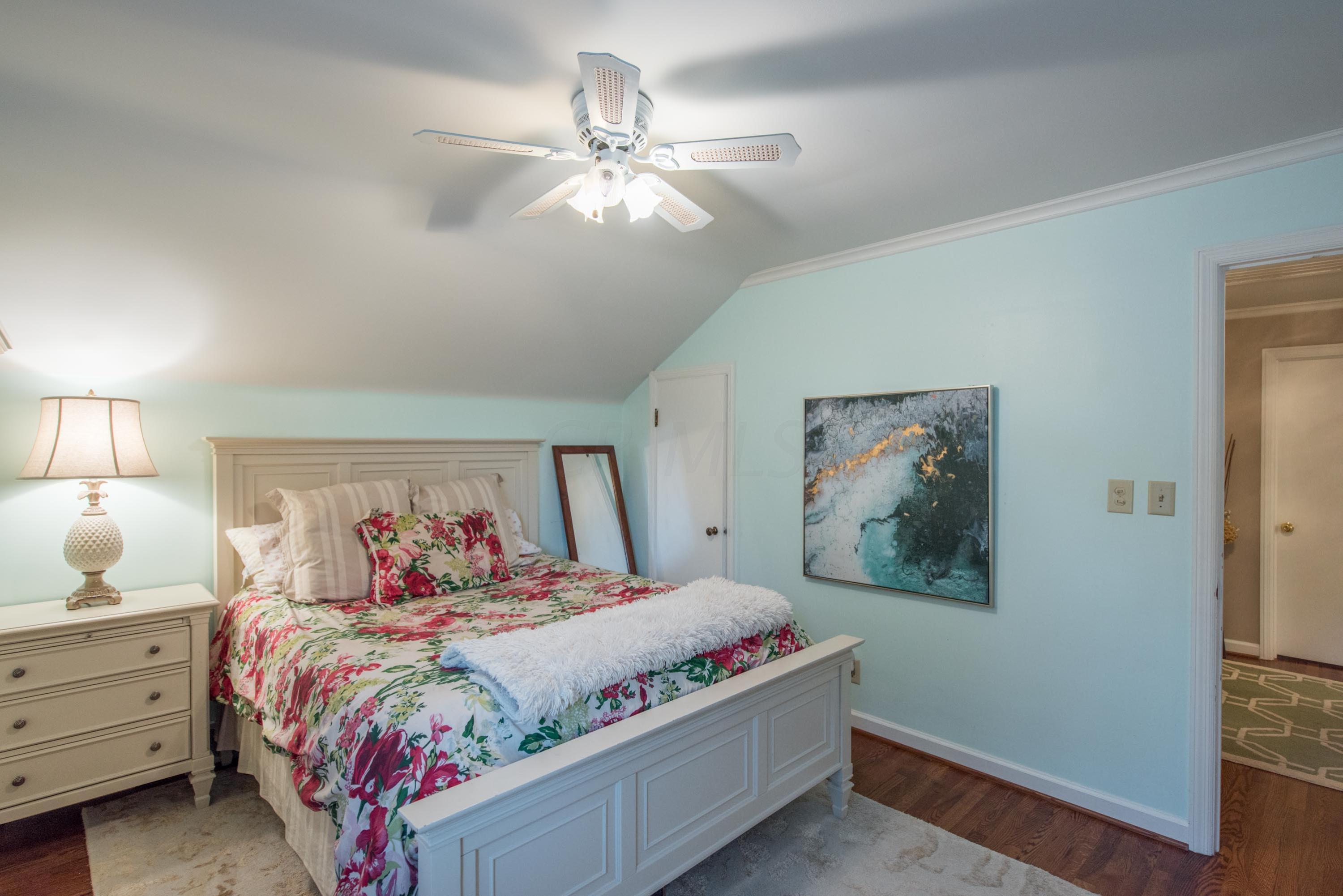 2761 Tremont Road Columbus, OH 43221 - Photo 34 of 61