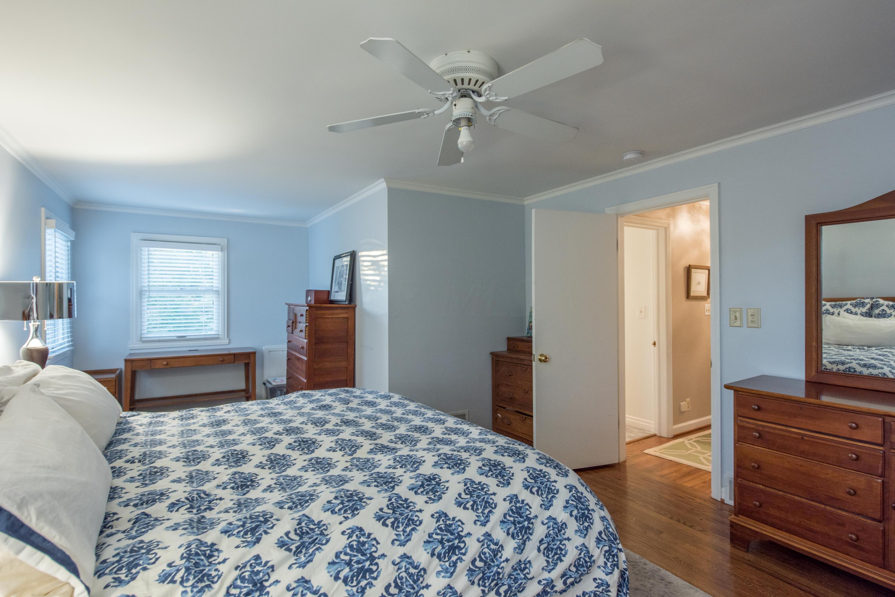 2761 Tremont Road Columbus, OH 43221 - Photo 42 of 61