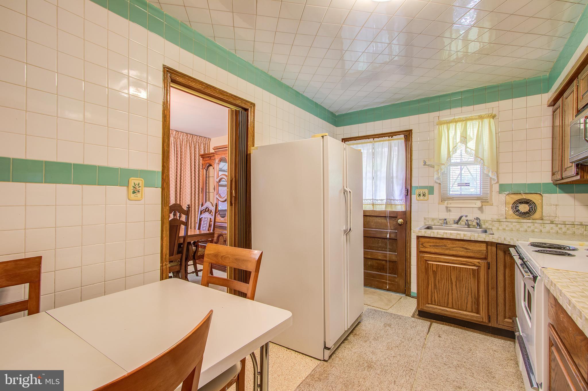 5808 10th Place Hyattsville, MD 20782 - Photo 13 of 36