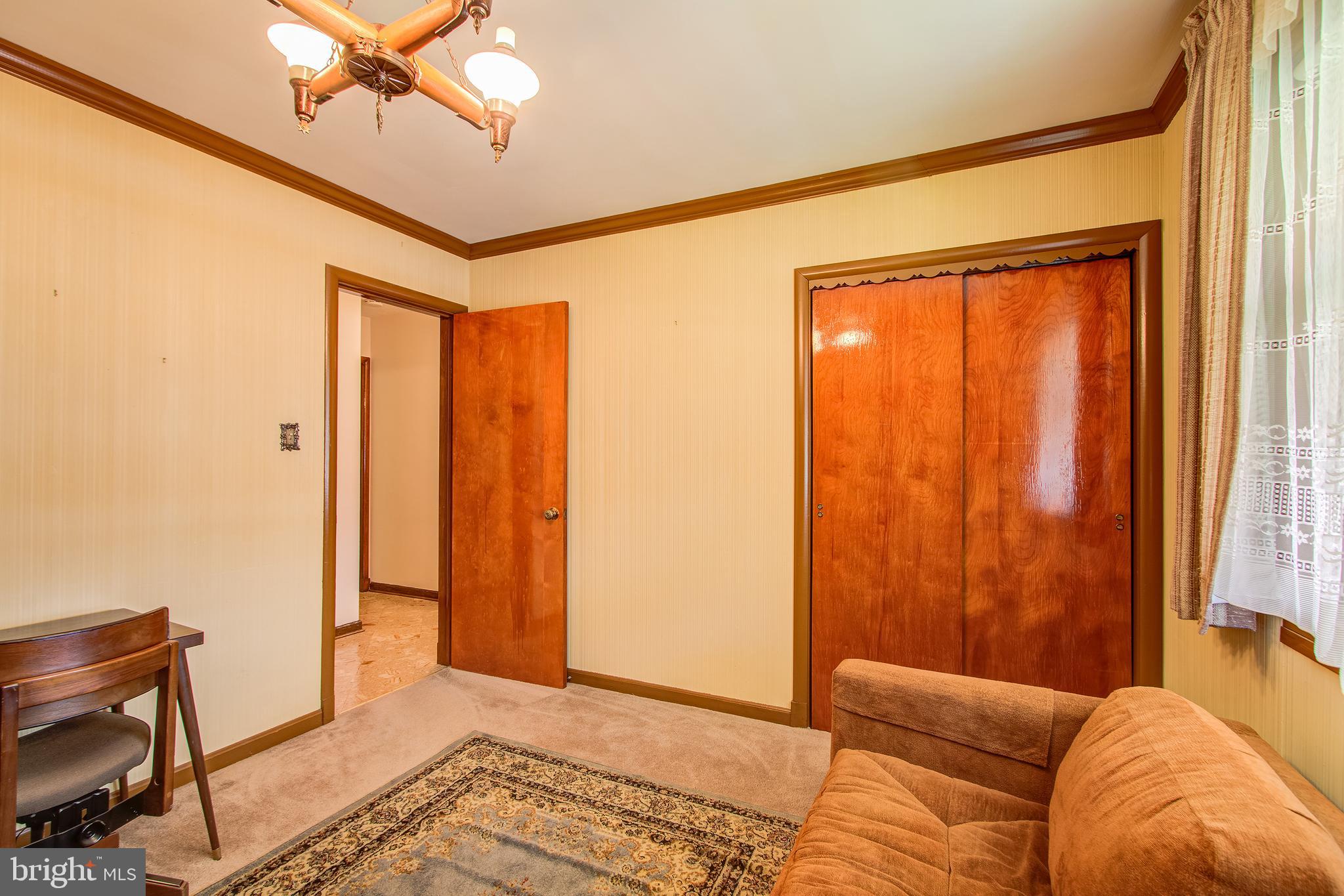 5808 10th Place Hyattsville, MD 20782 - Photo 17 of 36 2nd Bedroom