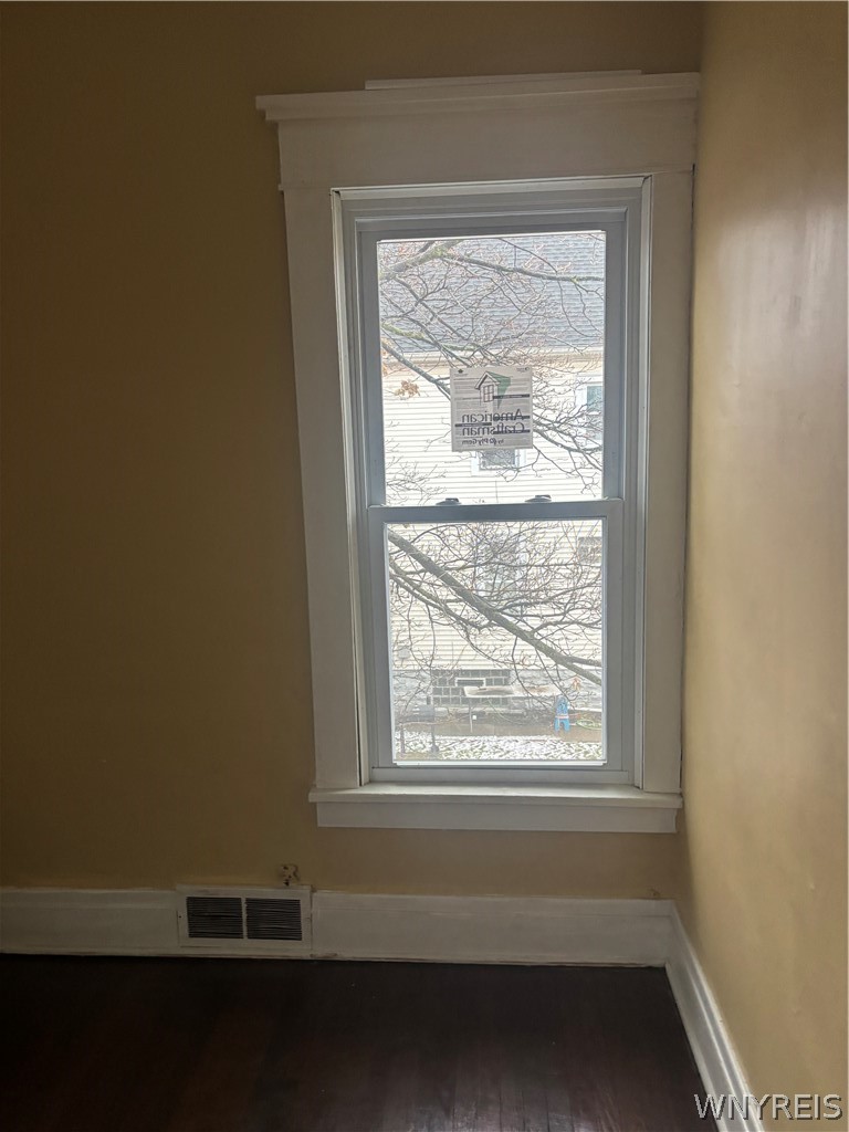 28 Lonsdale Road Buffalo, NY 14208 - Photo 6 of 9