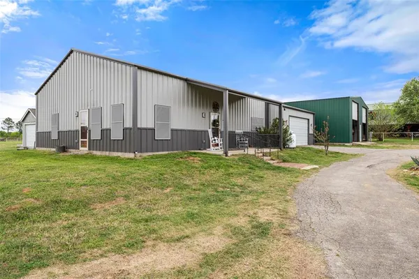 $359,000 | 6711 Sundance Circle West, Joshua, TX 76058