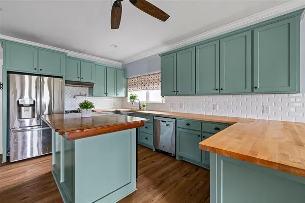 $359,000 | 6711 Sundance Circle West, Joshua, TX 76058