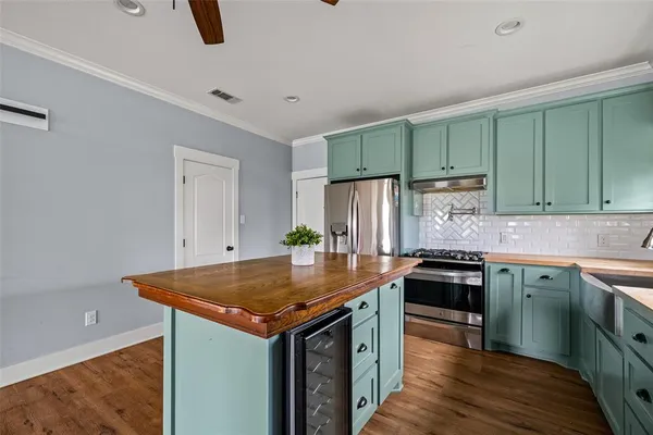 $359,000 | 6711 Sundance Circle West, Joshua, TX 76058