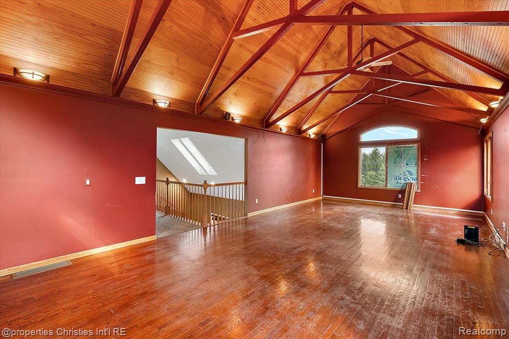 5863 Clarkston Road Clarkston, MI 48348 - Photo 41 of 43 Gallery Image 41