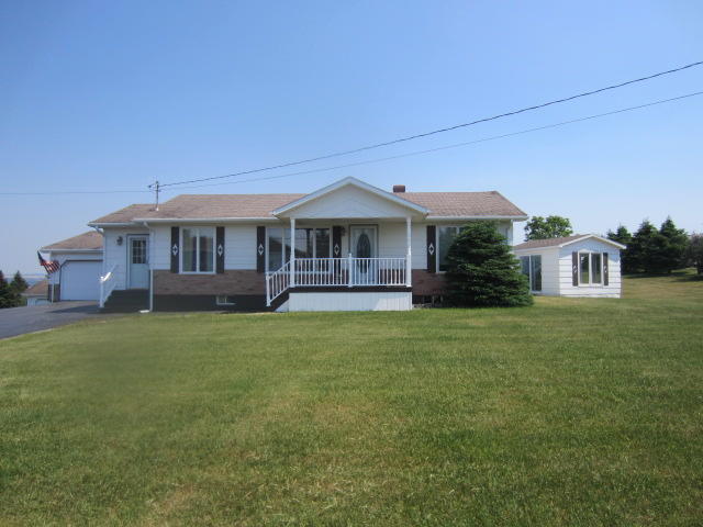 27 Flat Mountain Road St. Agatha, ME 04772 - Photo 4 of 38 IMG_7579