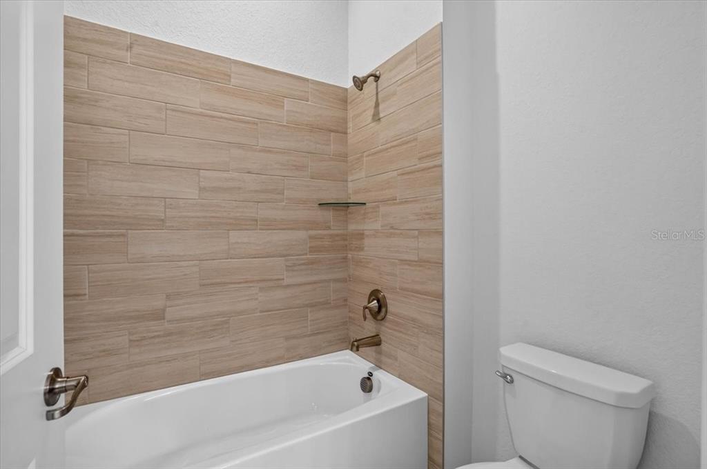 19219 Scallop Loop Lakewood Ranch, FL 34211 - Photo 19 of 27