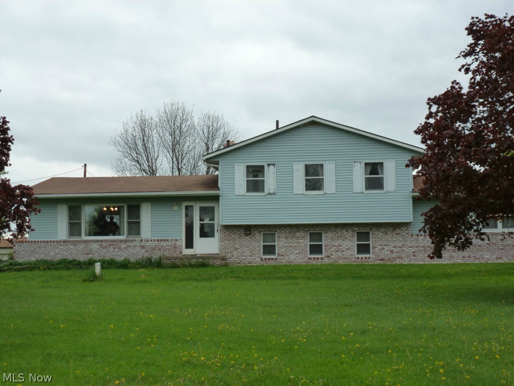 9037 South Kane Road Wadsworth, OH 44281 - Photo 1 of 1