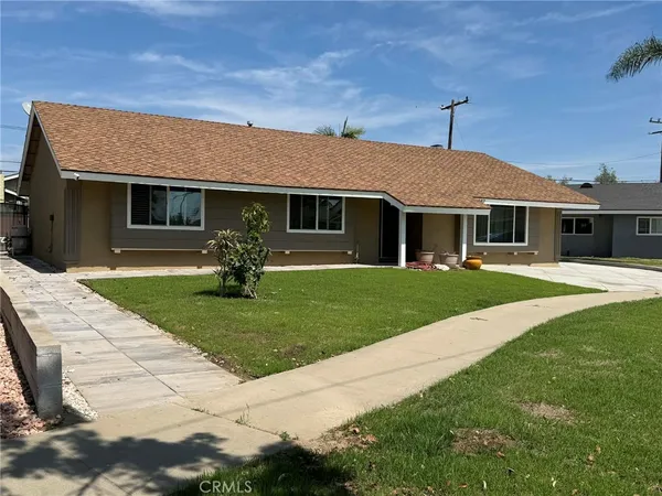 $4,300 | 2247 East Oshkosh Avenue, Anaheim, CA 92806