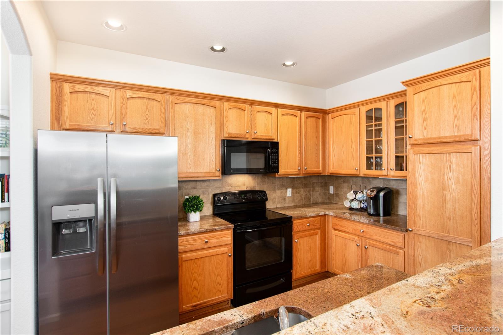 601 West Burgundy Street, Unit B Highlands Ranch, CO 80129 - Photo 21 of 43