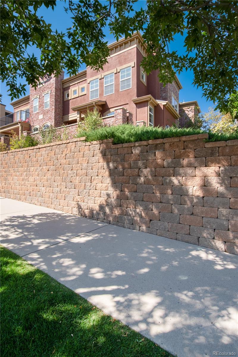 601 West Burgundy Street, Unit B Highlands Ranch, CO 80129 - Photo 38 of 43