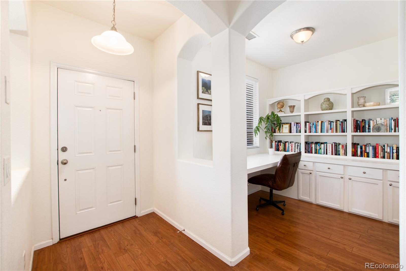 601 West Burgundy Street, Unit B Highlands Ranch, CO 80129 - Photo 8 of 43