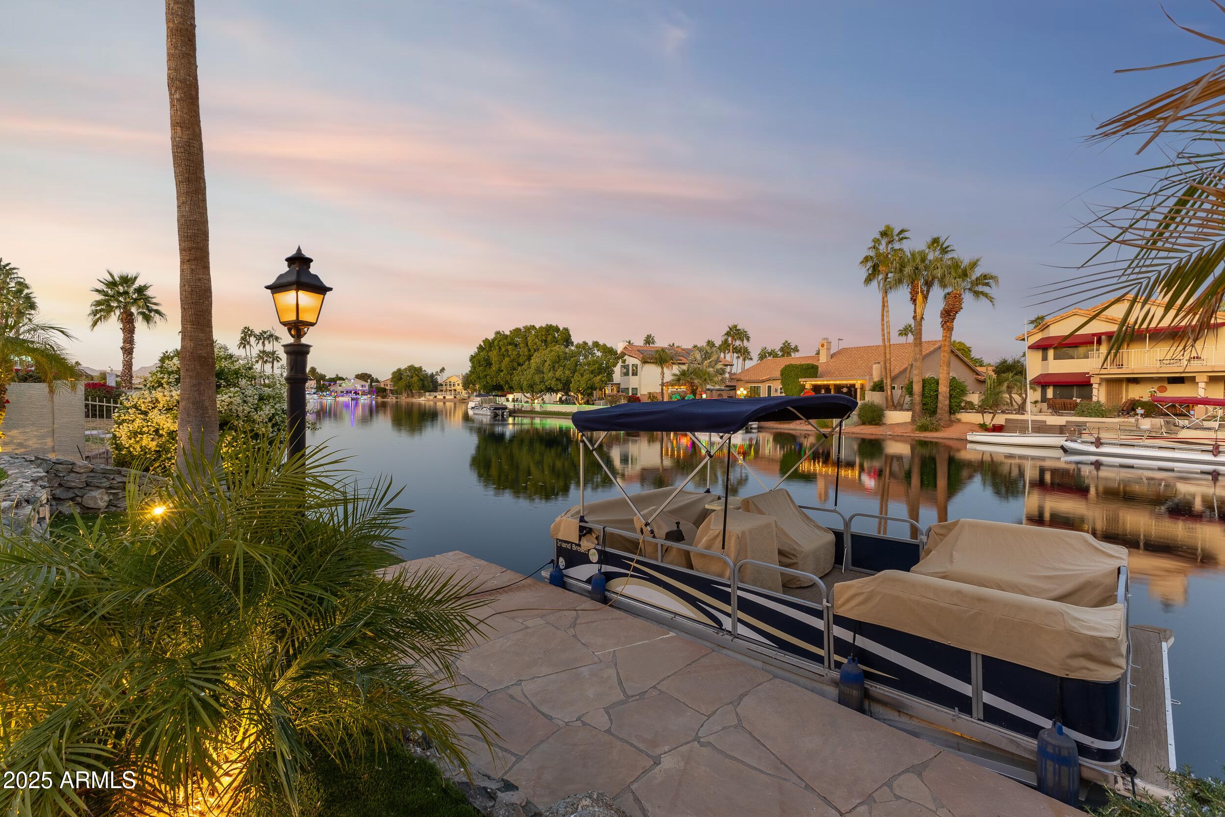 1011 South Coral Key Court Gilbert, AZ 85233 - Photo 11 of 42 Gorgeous Waterfront Views